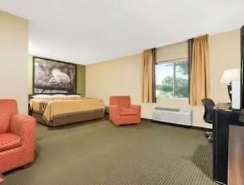 Super 8 By Wyndham 2* Olney