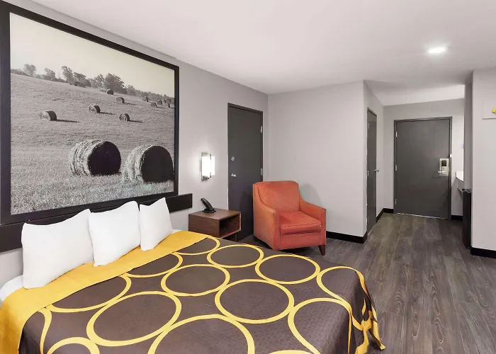 Super 8 By Wyndham Olney