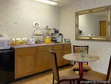 Super 8 By Wyndham Motel